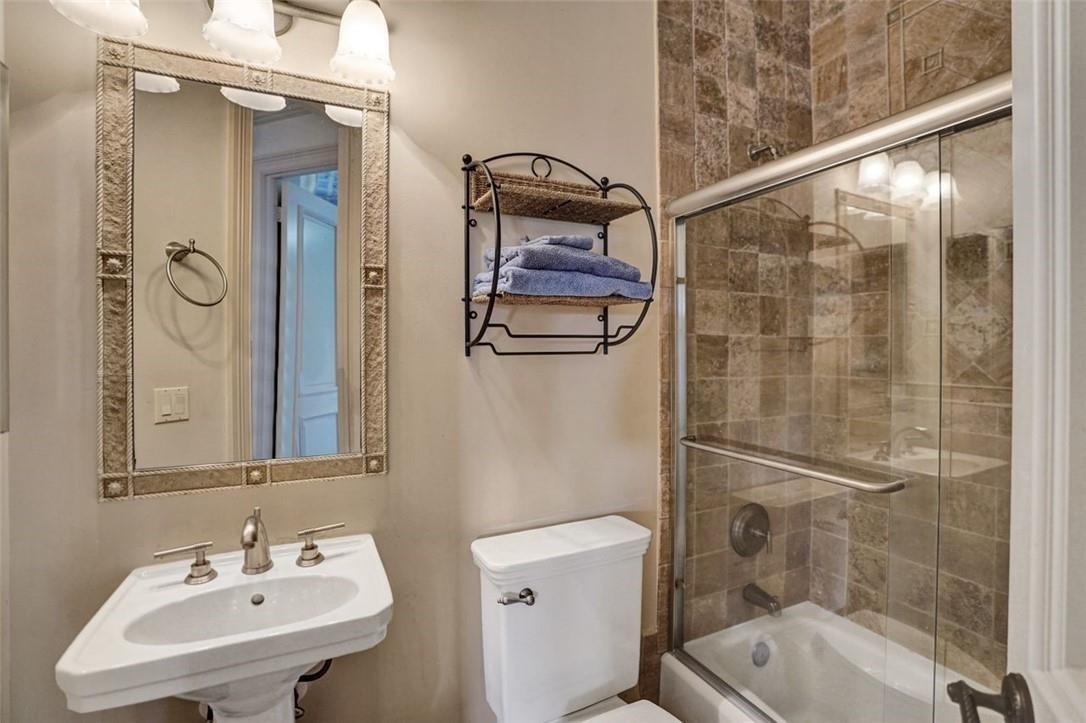 Lighthouse Point 6th Sec - Residential