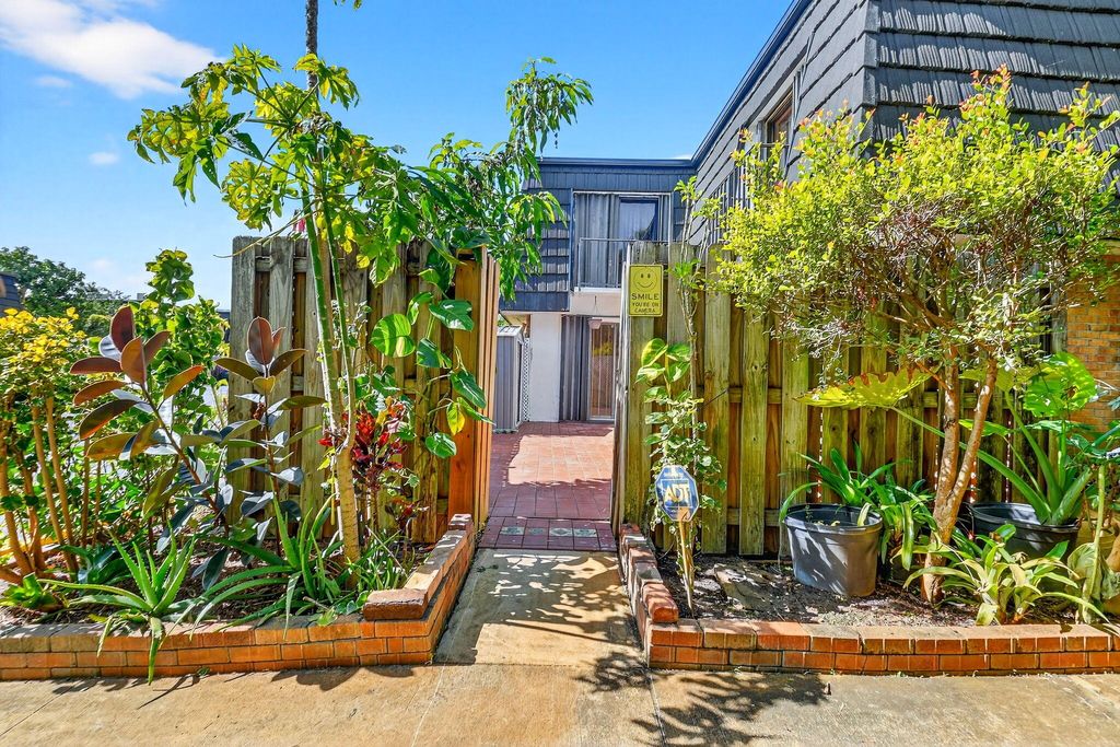 Photo of 136 Woodland Road, Palm Springs, FL 33461 (MLS # R11160956)