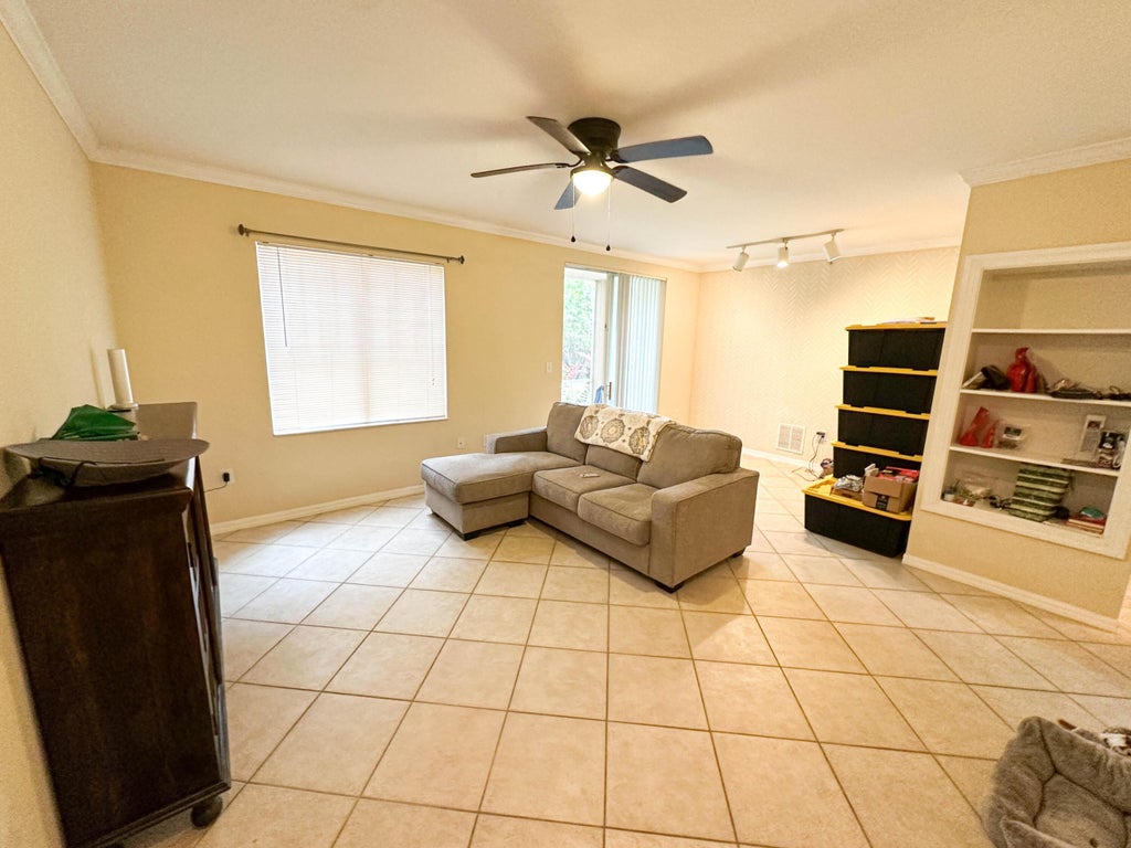 Photo of 6394 Emerald Dunes Drive #107, West Palm Beach, FL 33411 (MLS # R10954644)