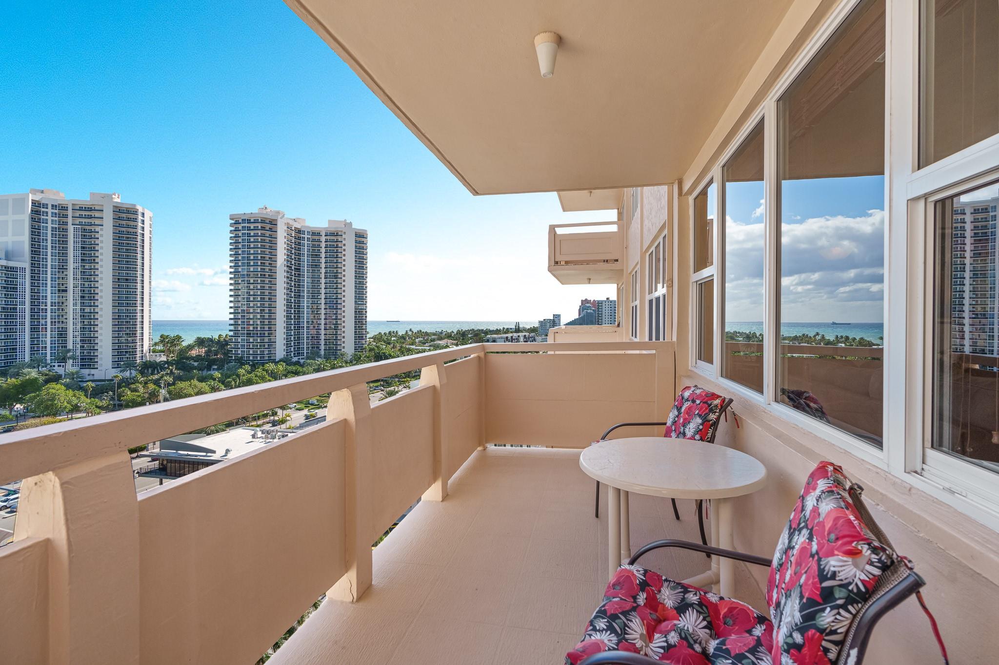 Coral Ridge Towers South - Residential
