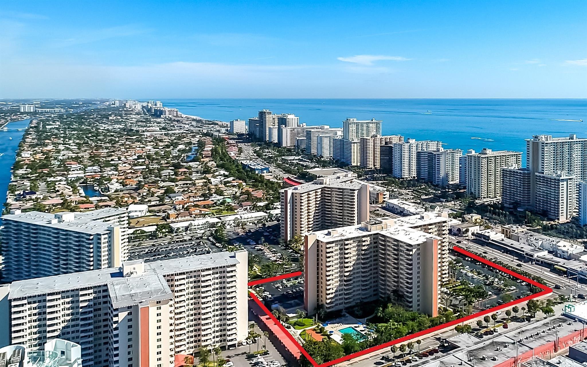 Coral Ridge Towers South - Residential