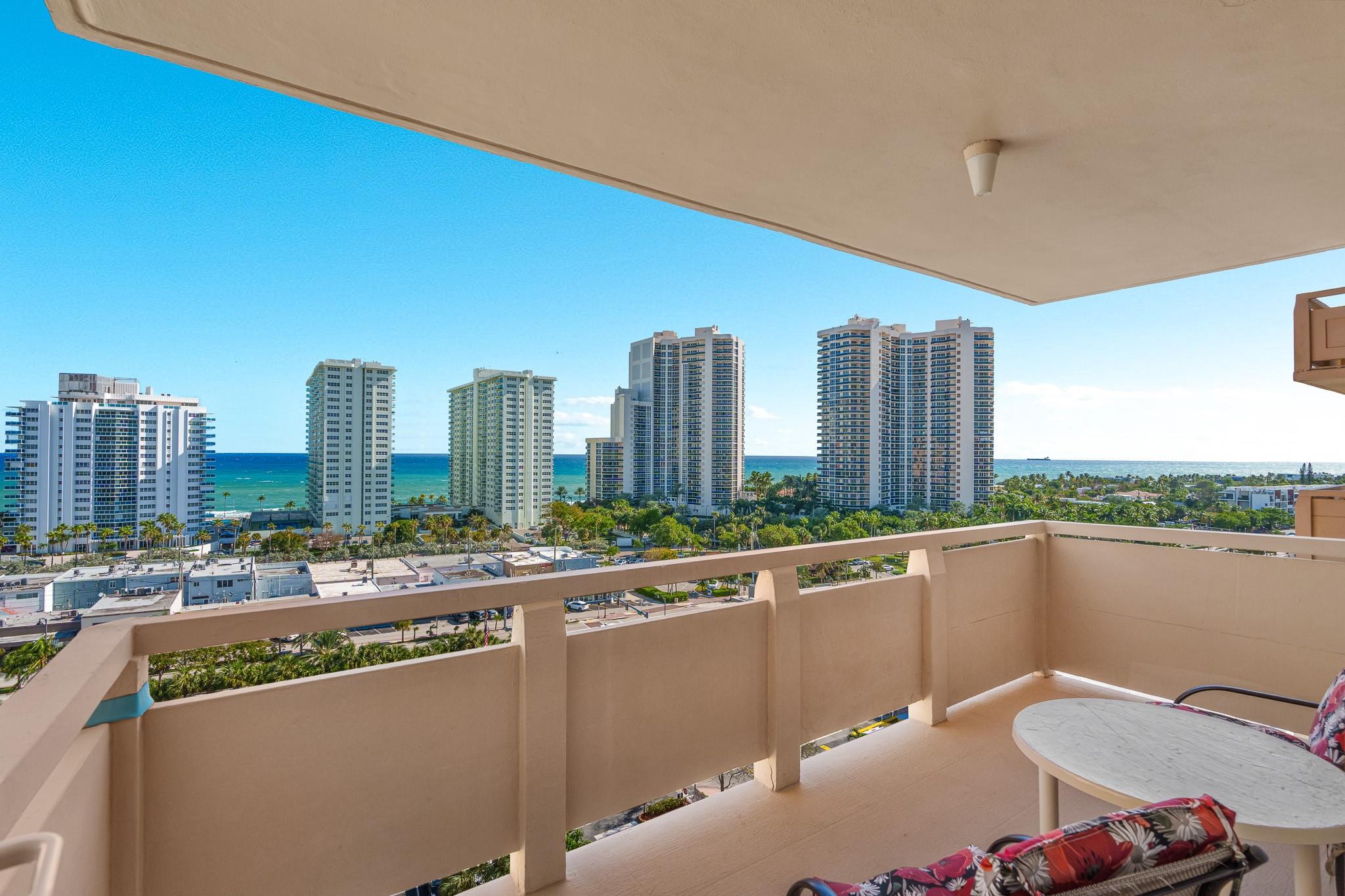 Coral Ridge Towers South - Residential