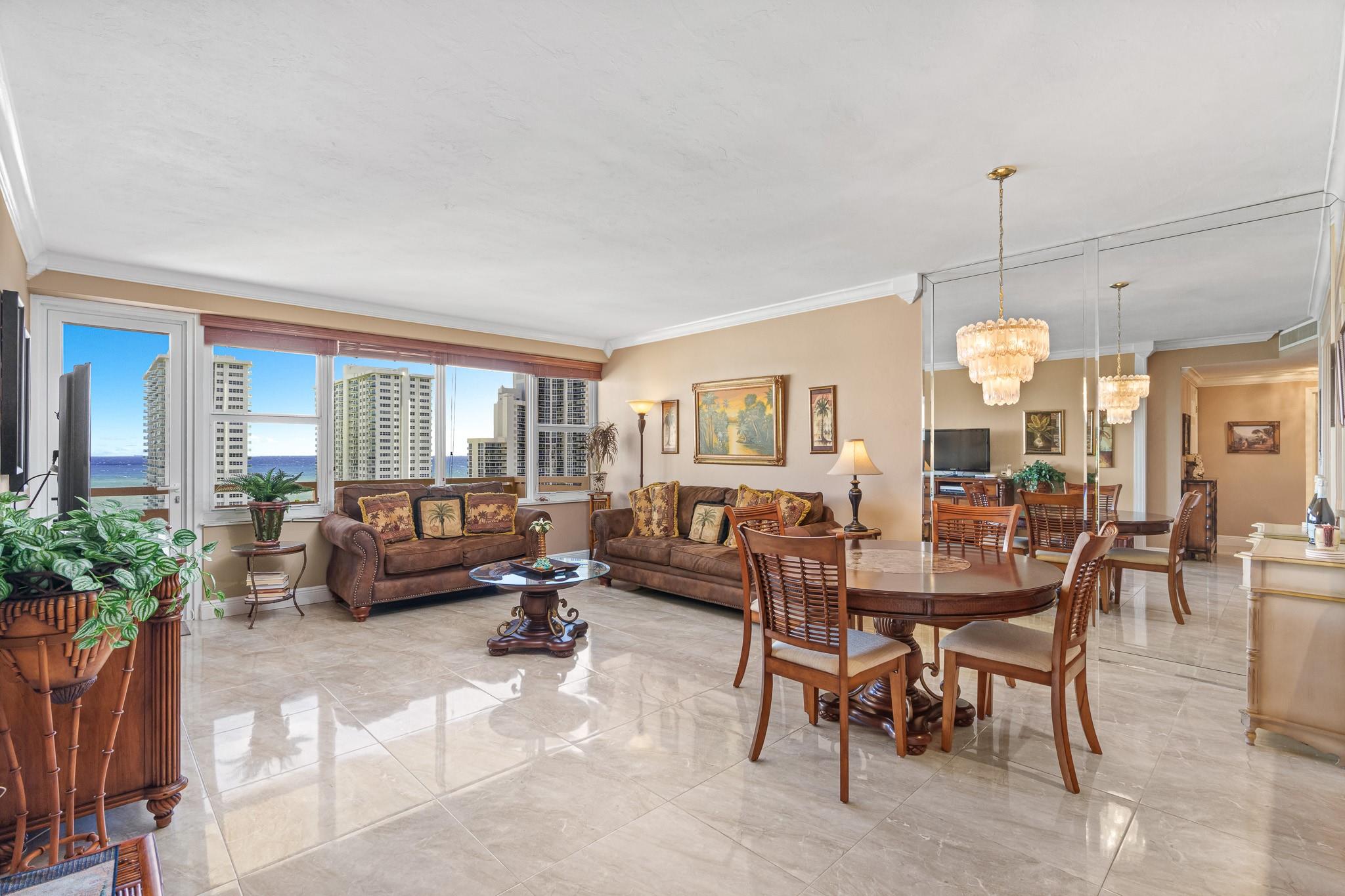 Coral Ridge Towers South - Residential