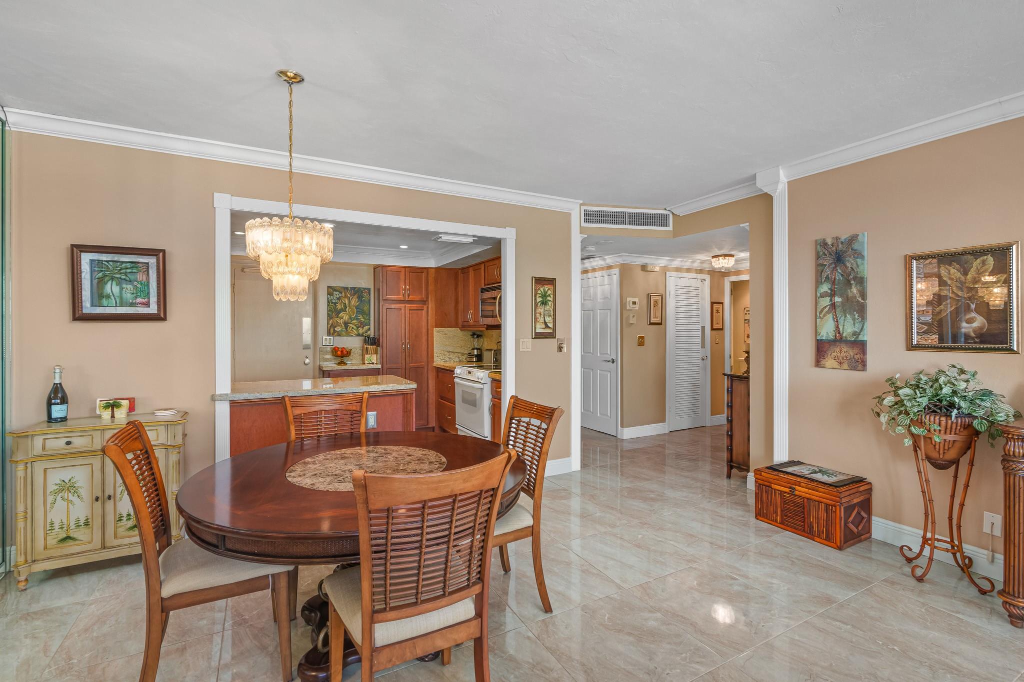 Coral Ridge Towers South - Residential