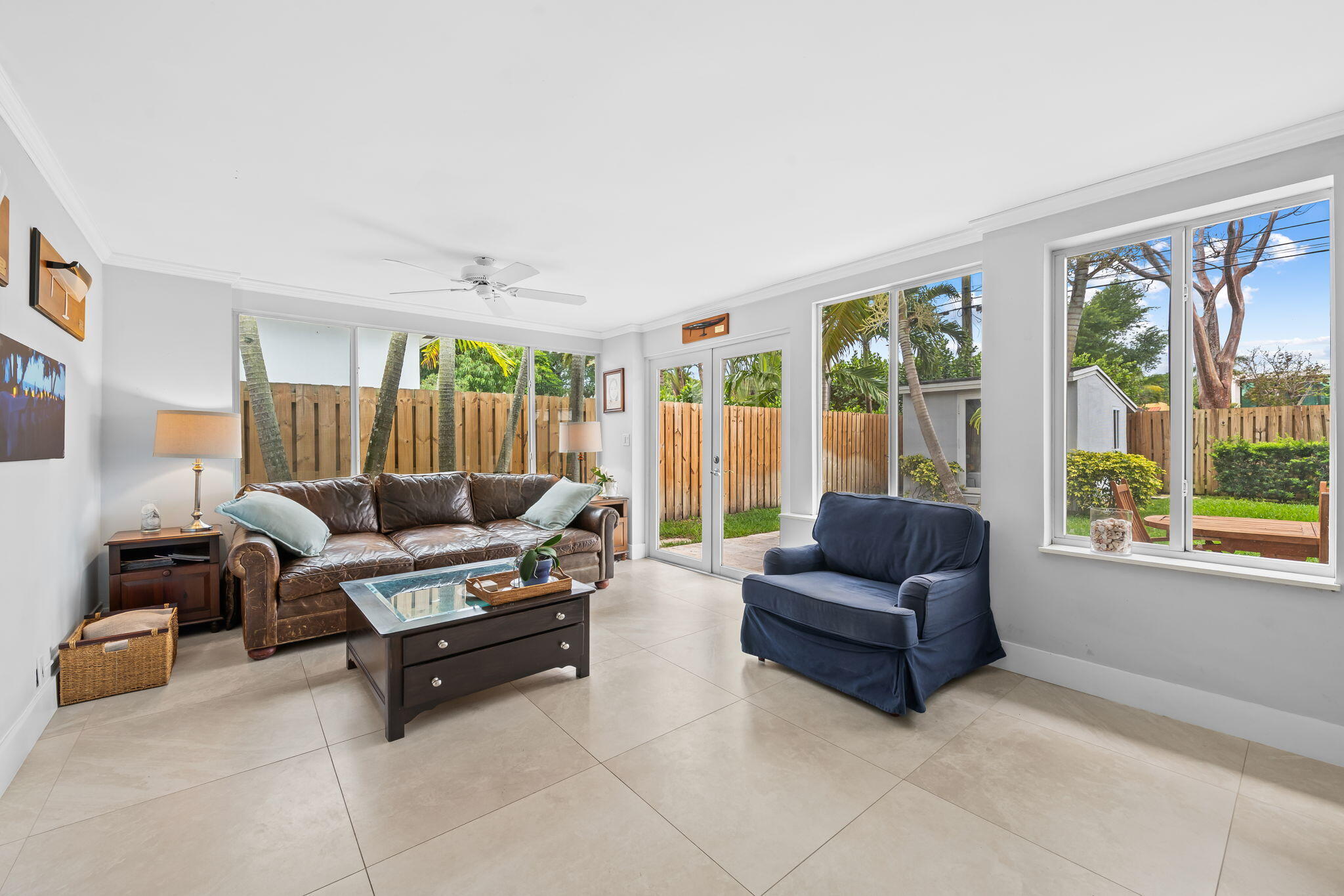 RIO VISTA ISLES - Residential