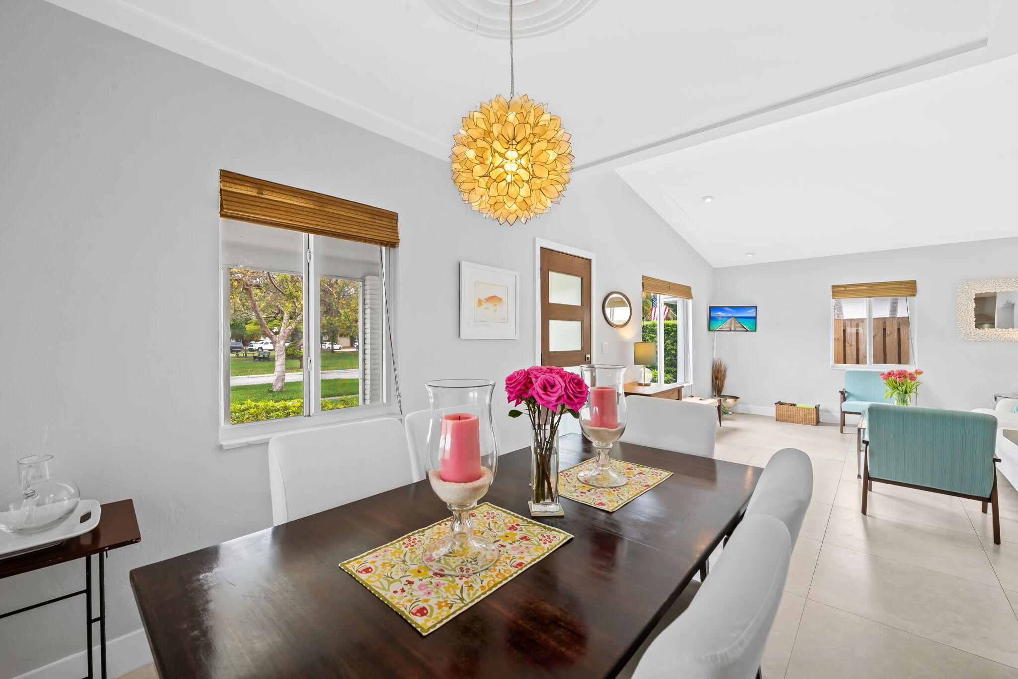 RIO VISTA ISLES - Residential