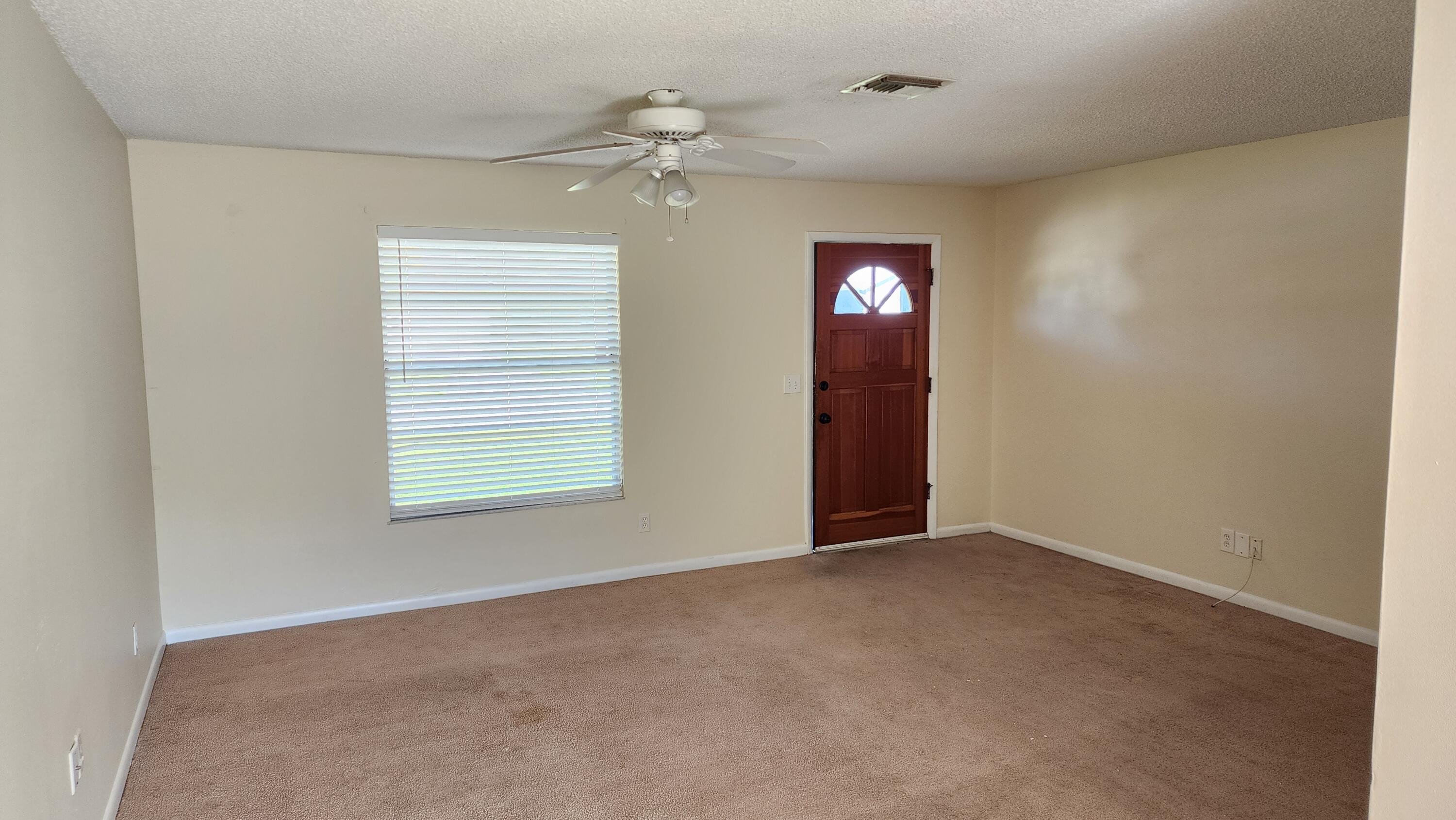 PORT ST LUCIE SECTION 27 - Residential