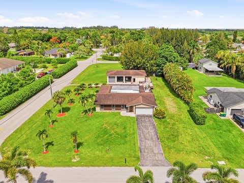 Photo of 4841 SW 201st Terrace, Southwest Ranches, FL 33332 (MLS # B26036806)