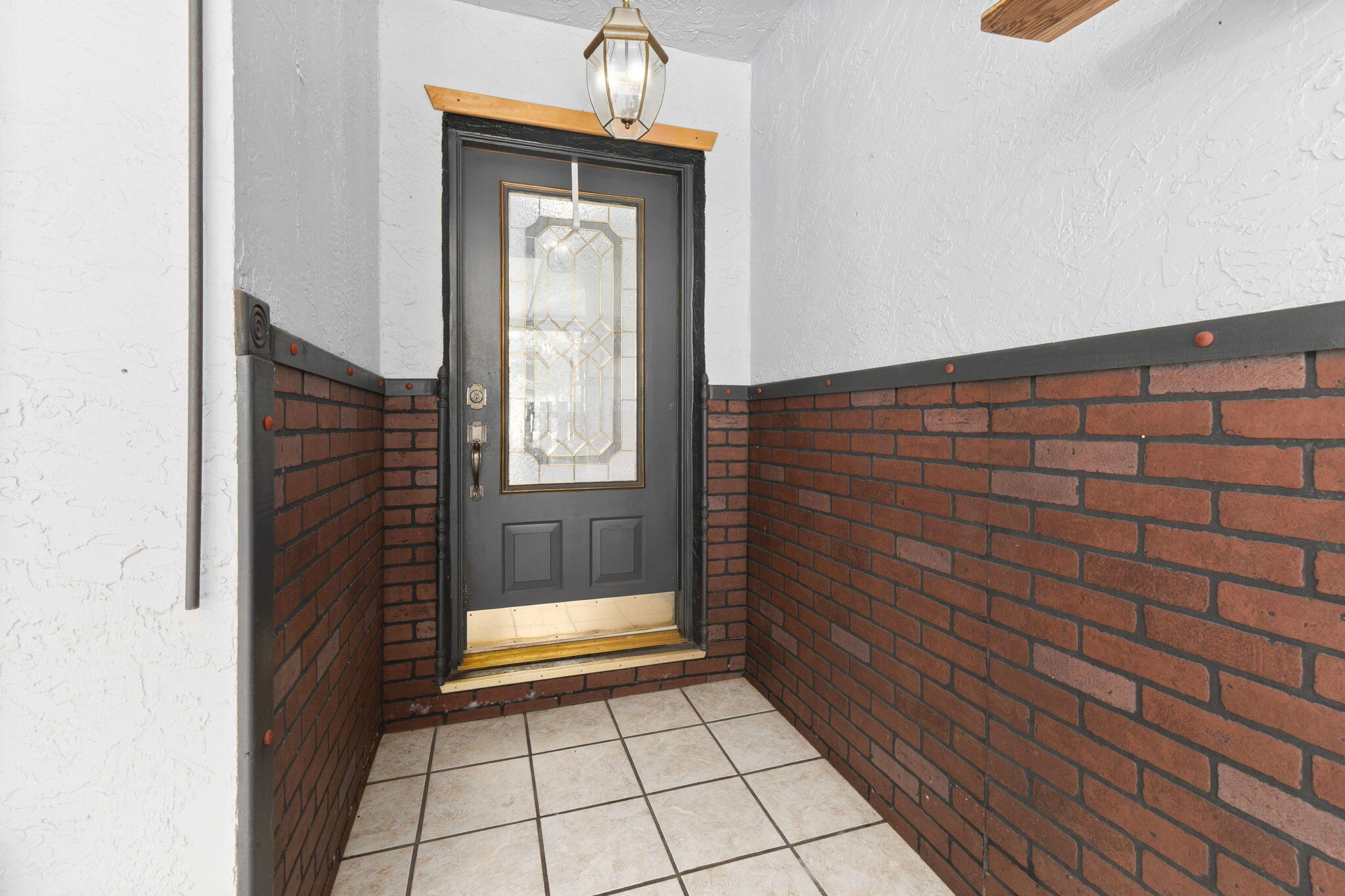 1767 S Dovetail Drive R