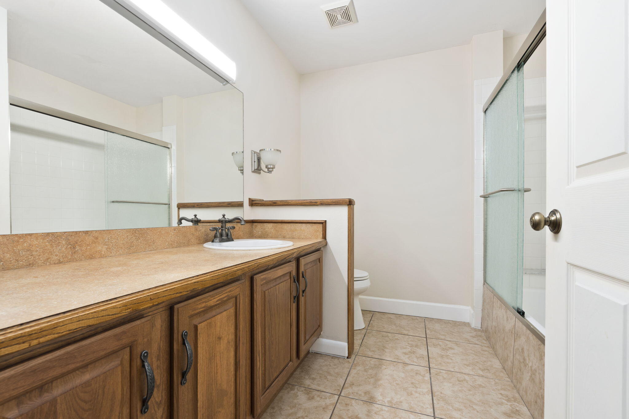 SAVANNAH'S CONDOMINIUM 1A - Residential