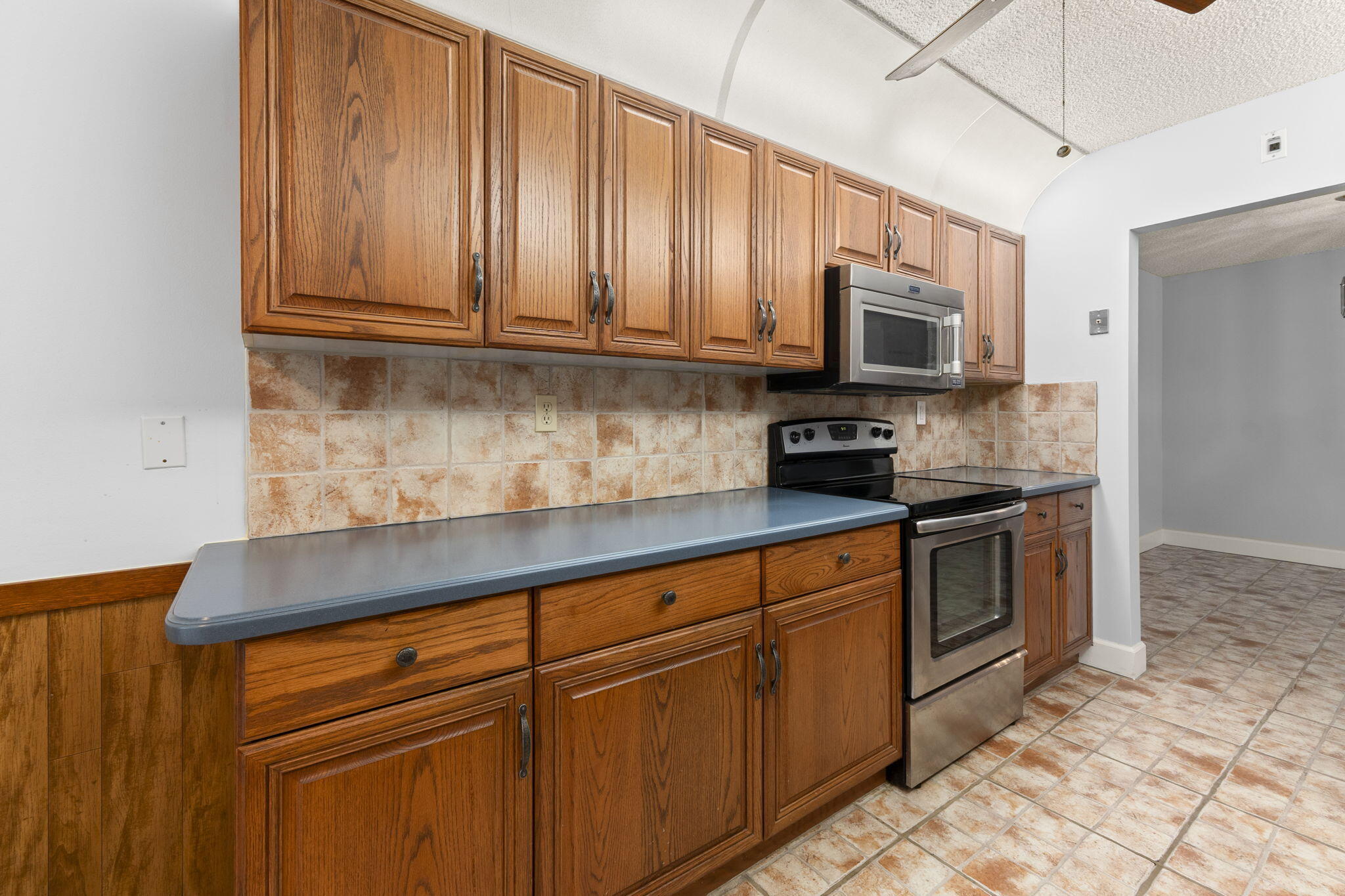 SAVANNAH'S CONDOMINIUM 1A - Residential