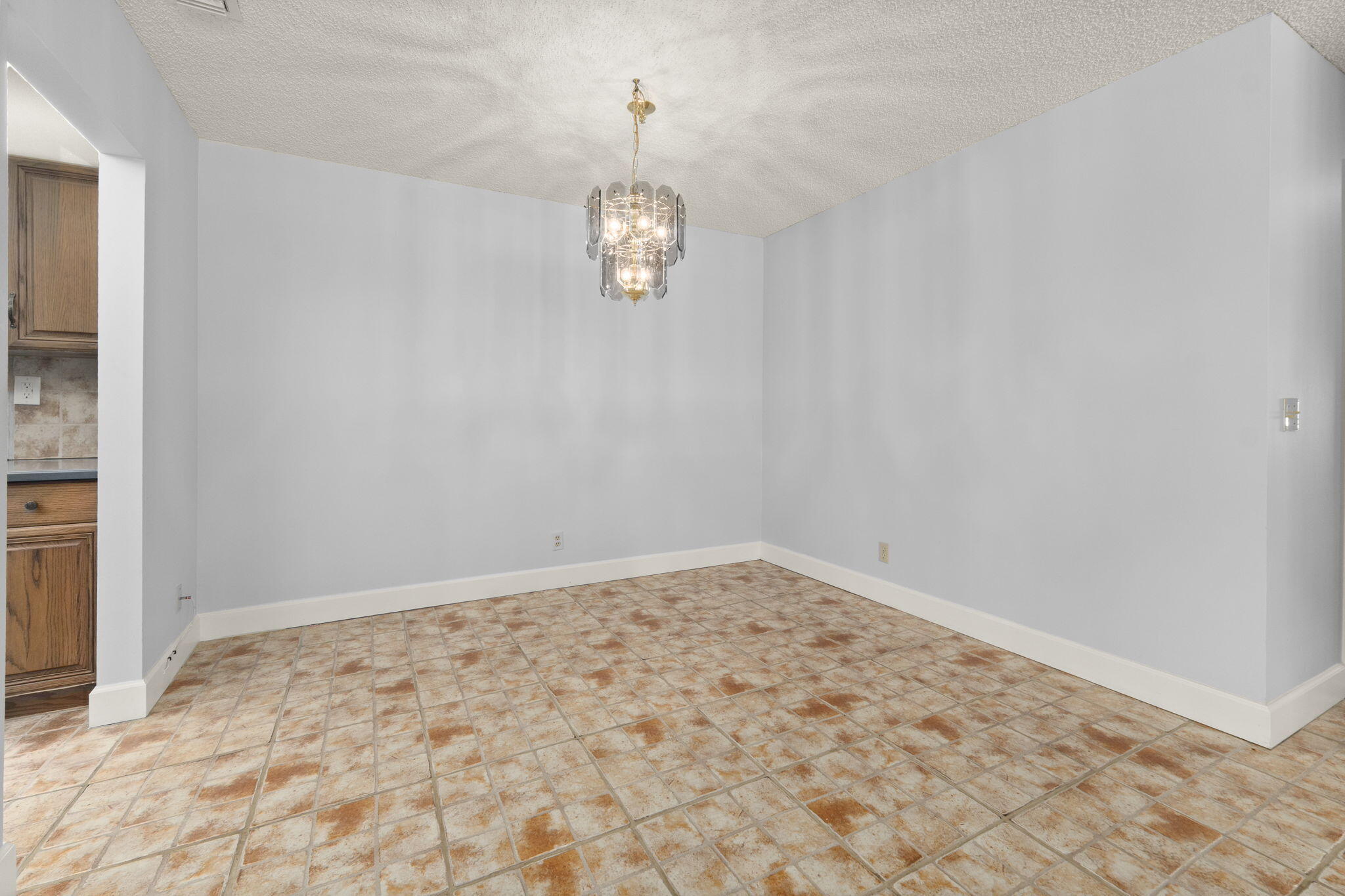 SAVANNAH'S CONDOMINIUM 1A - Residential