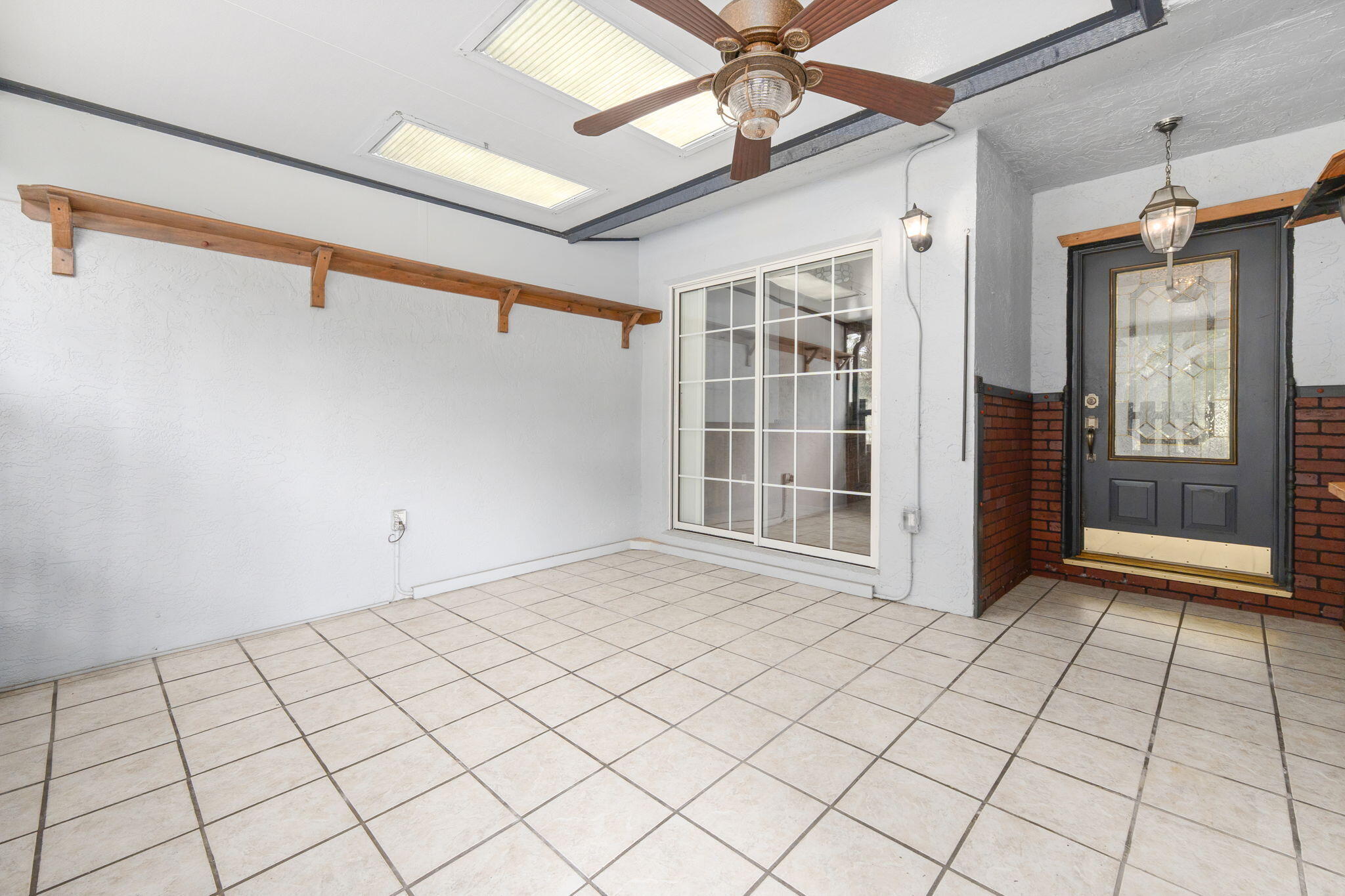 1767 S Dovetail Drive R