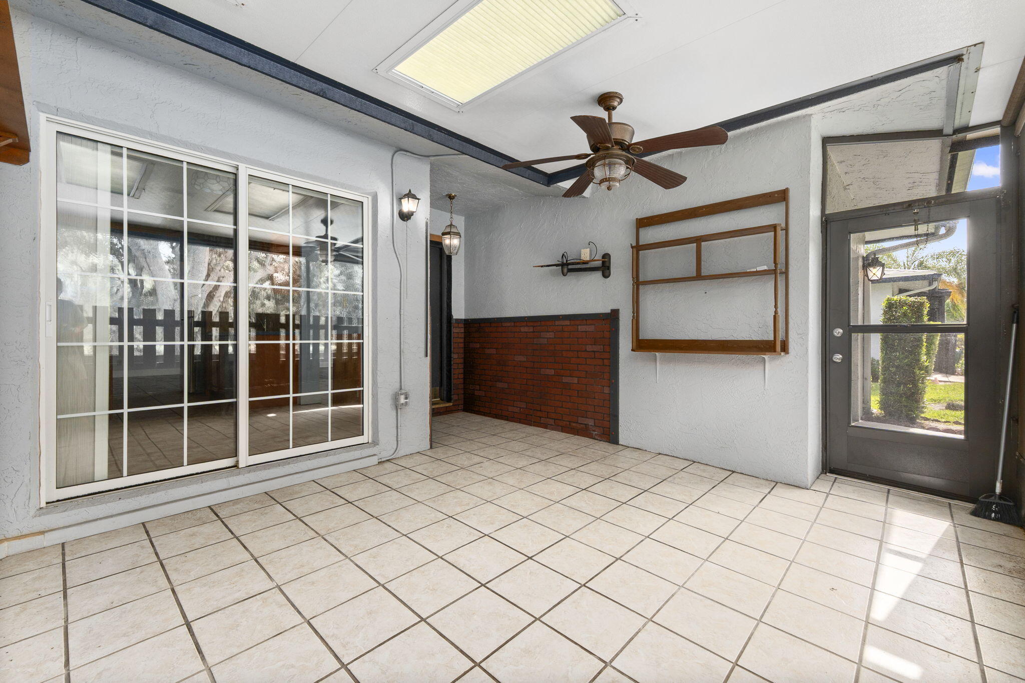 1767 S Dovetail Drive R