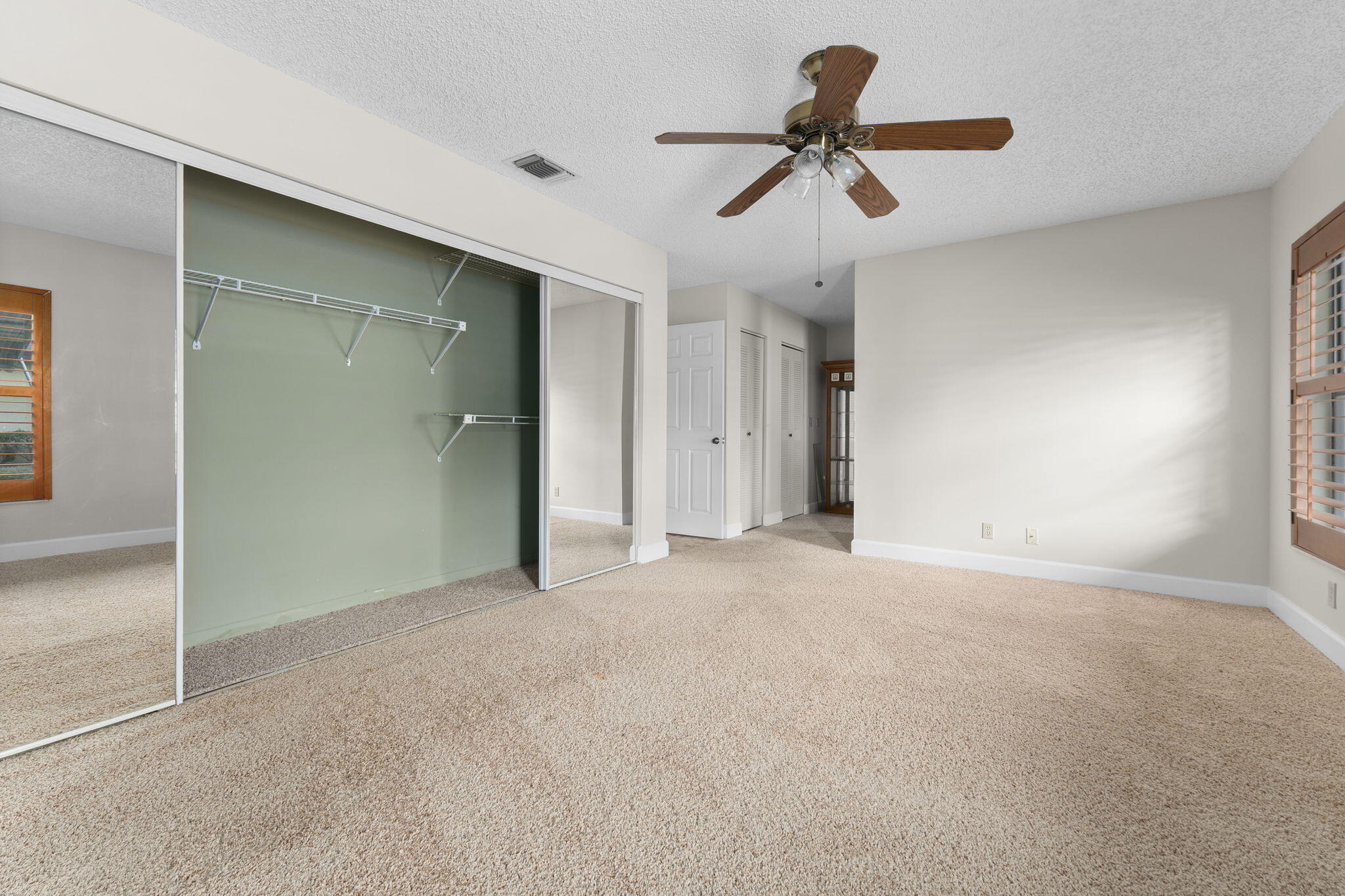 SAVANNAH'S CONDOMINIUM 1A - Residential