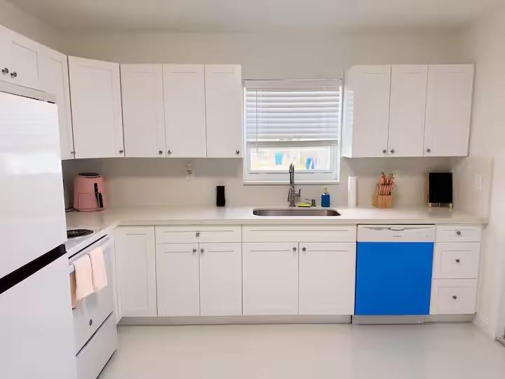 Arch Creek Estates - Residential Lease