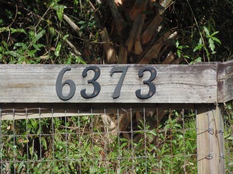 A home in Loxahatchee