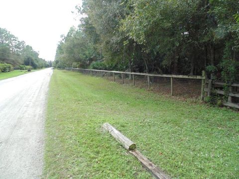 A home in Loxahatchee