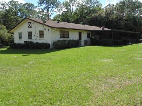 A home in Loxahatchee