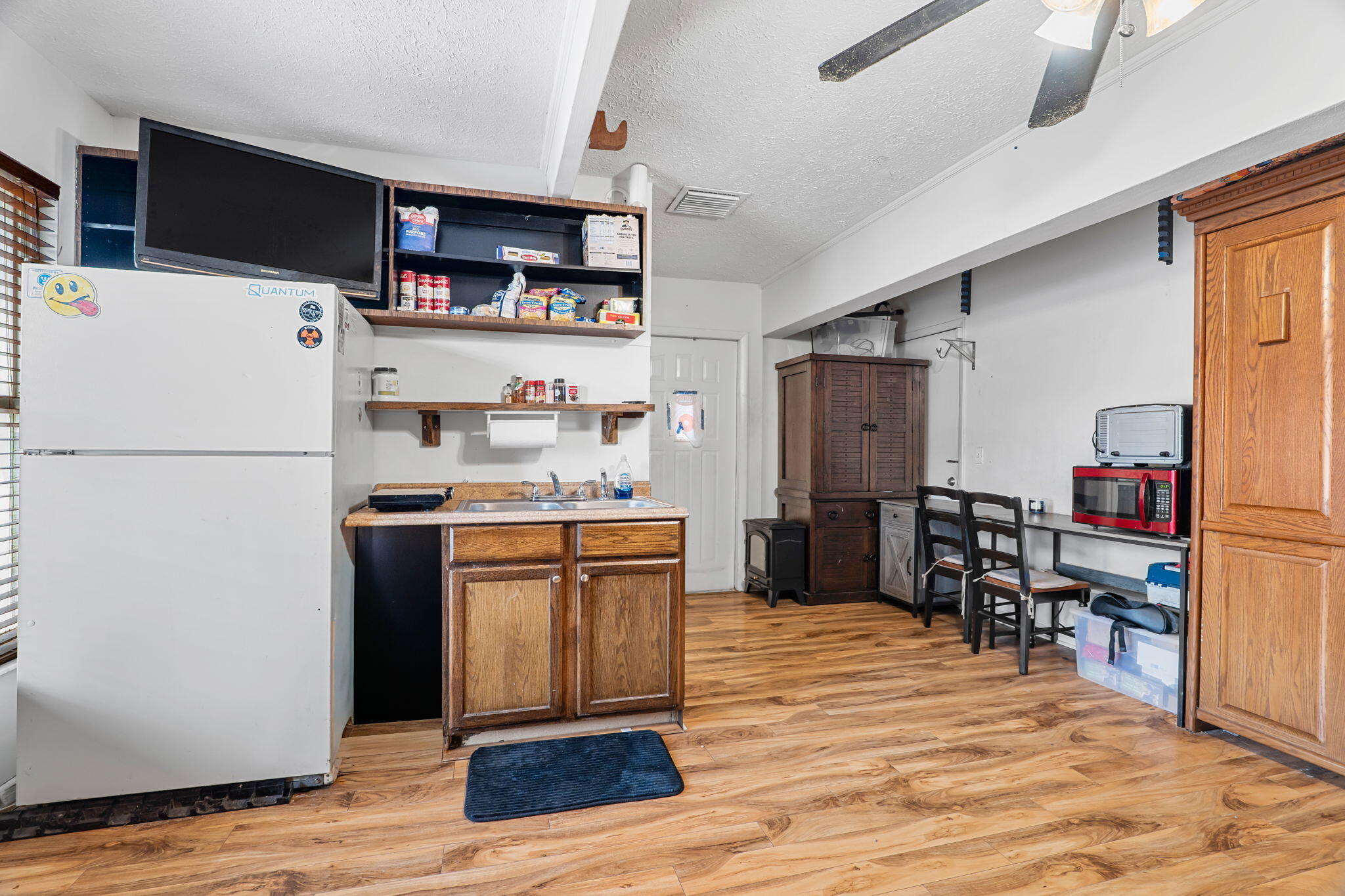 SUNRISE HOMESITES SUBDIVISION - Residential