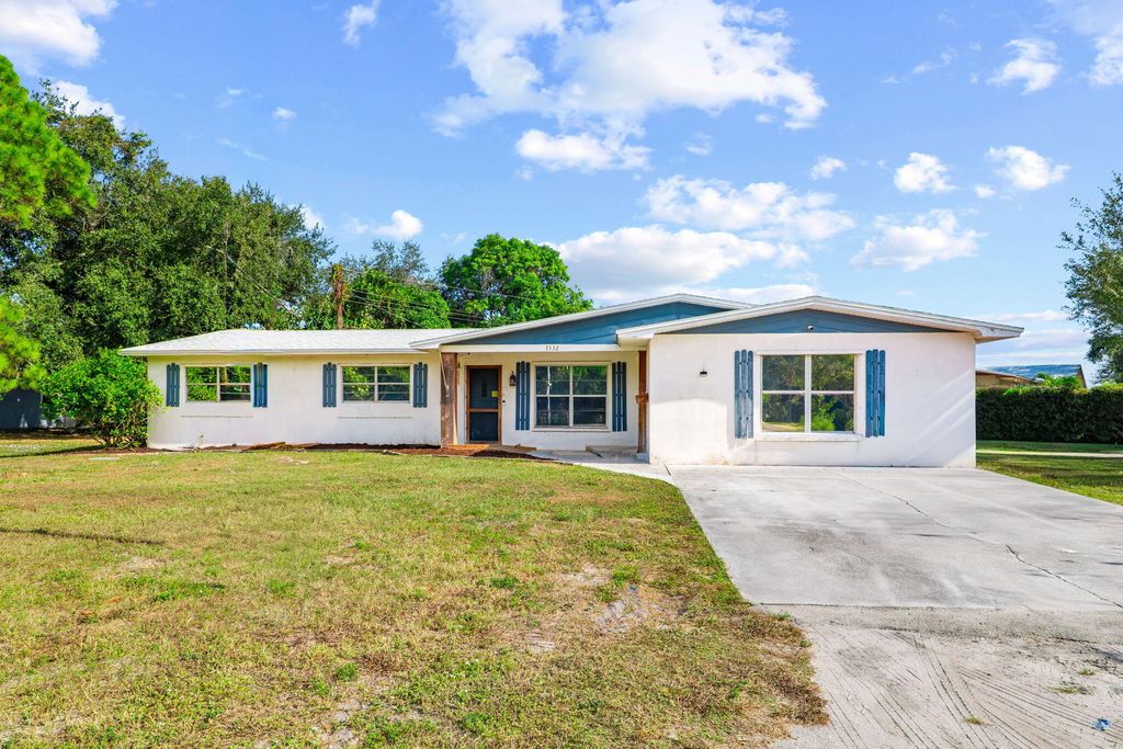Photo of 3532 Sunrise Boulevard, Fort Pierce, FL 34982 (MLS # B26020052)