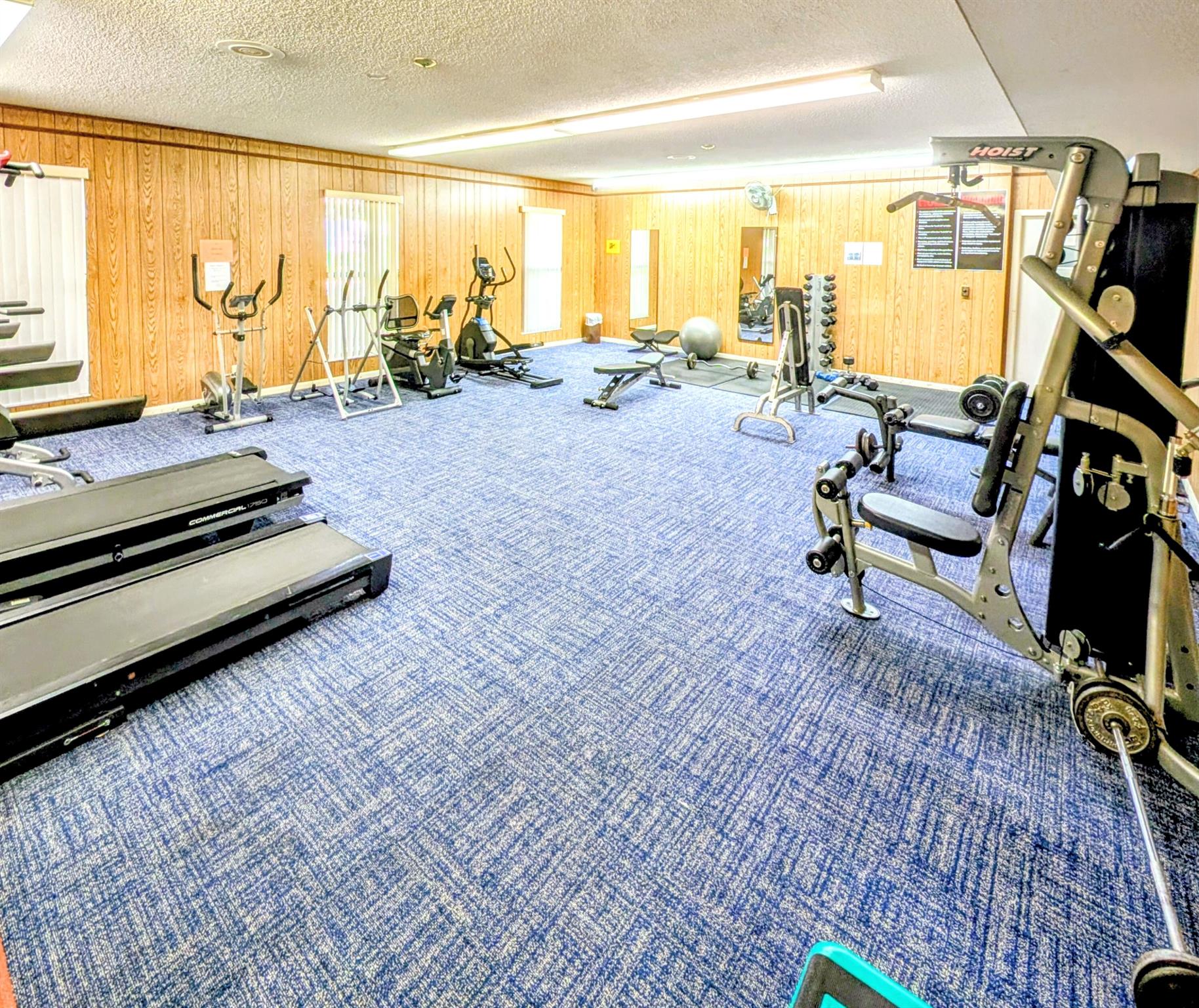 CASCADES OF LAUDERHILL - Residential