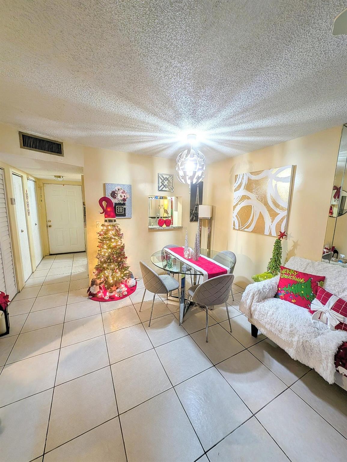 CASCADES OF LAUDERHILL - Residential