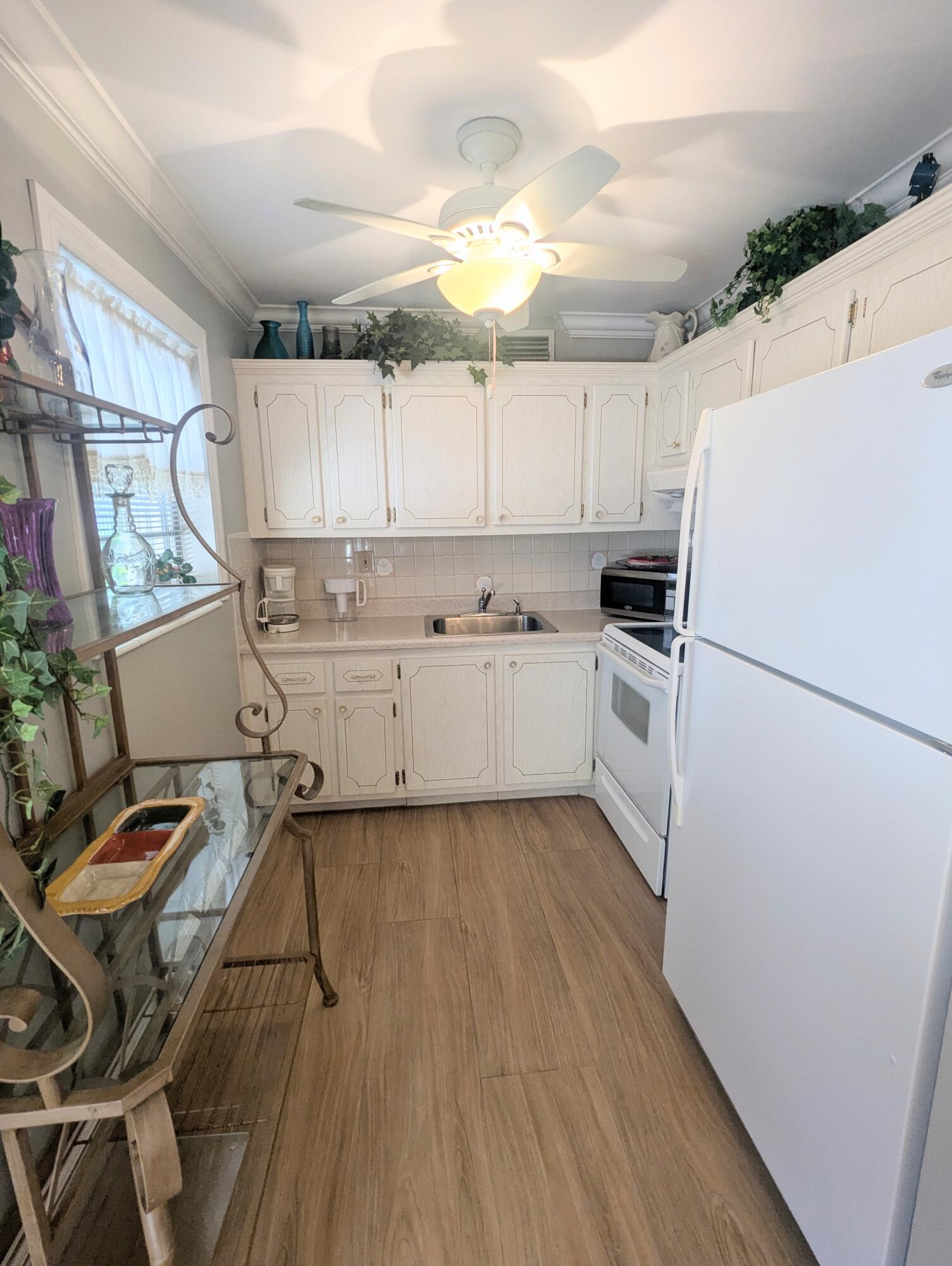 ANDOVER CONDOS - Residential