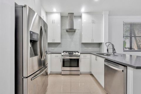 3020 NW 125th Avenue 223 Sunrise FL 33323