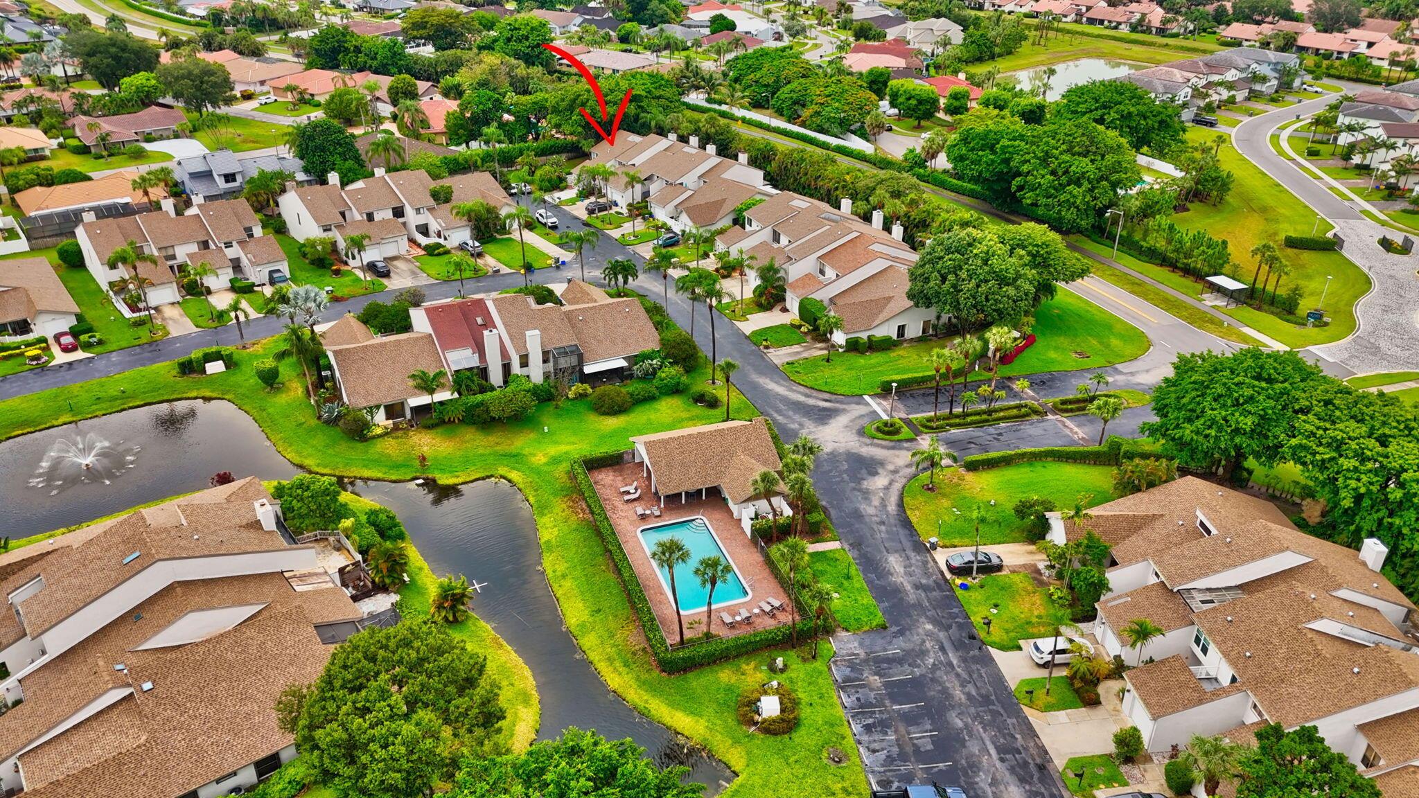 CANARY PALM CLUB - Residential