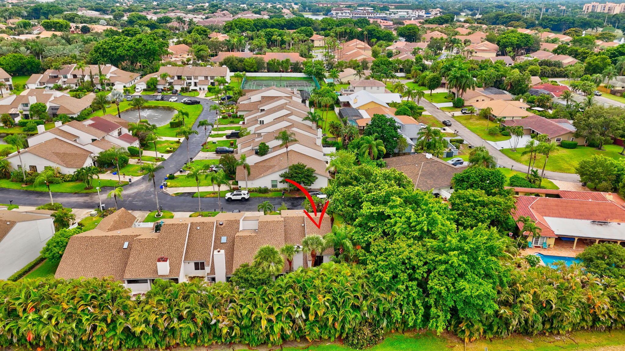 CANARY PALM CLUB - Residential