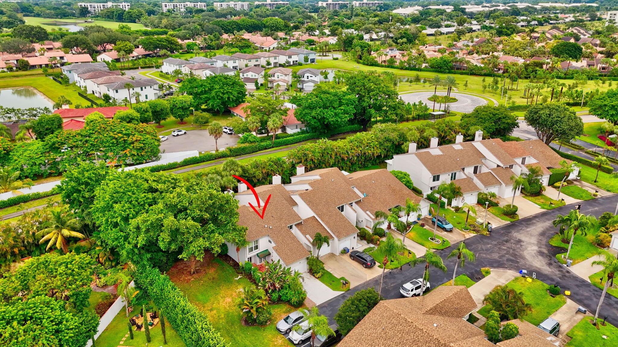 CANARY PALM CLUB - Residential