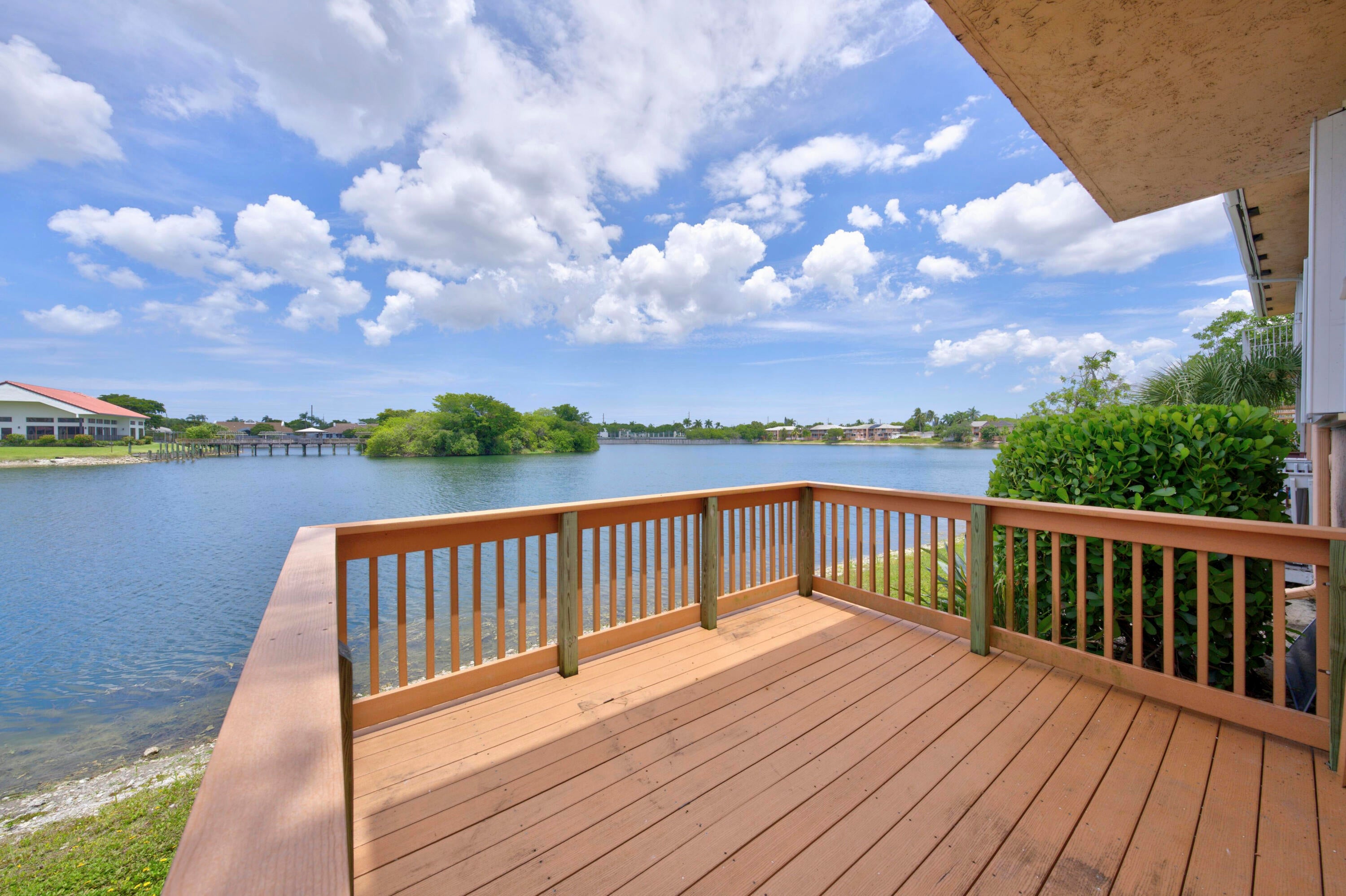 3291 NW 44th Street 2, Oakland Park FL 33309