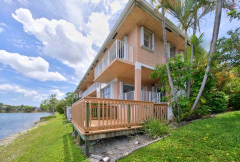 Photo of 3291 NW 44th Street #2, Oakland Park, FL 33309 (MLS # B26039290)