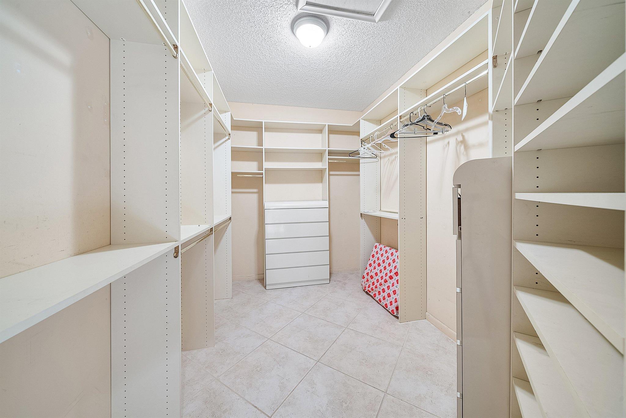 BOCAIRE GOLF CLUB 1 - Residential