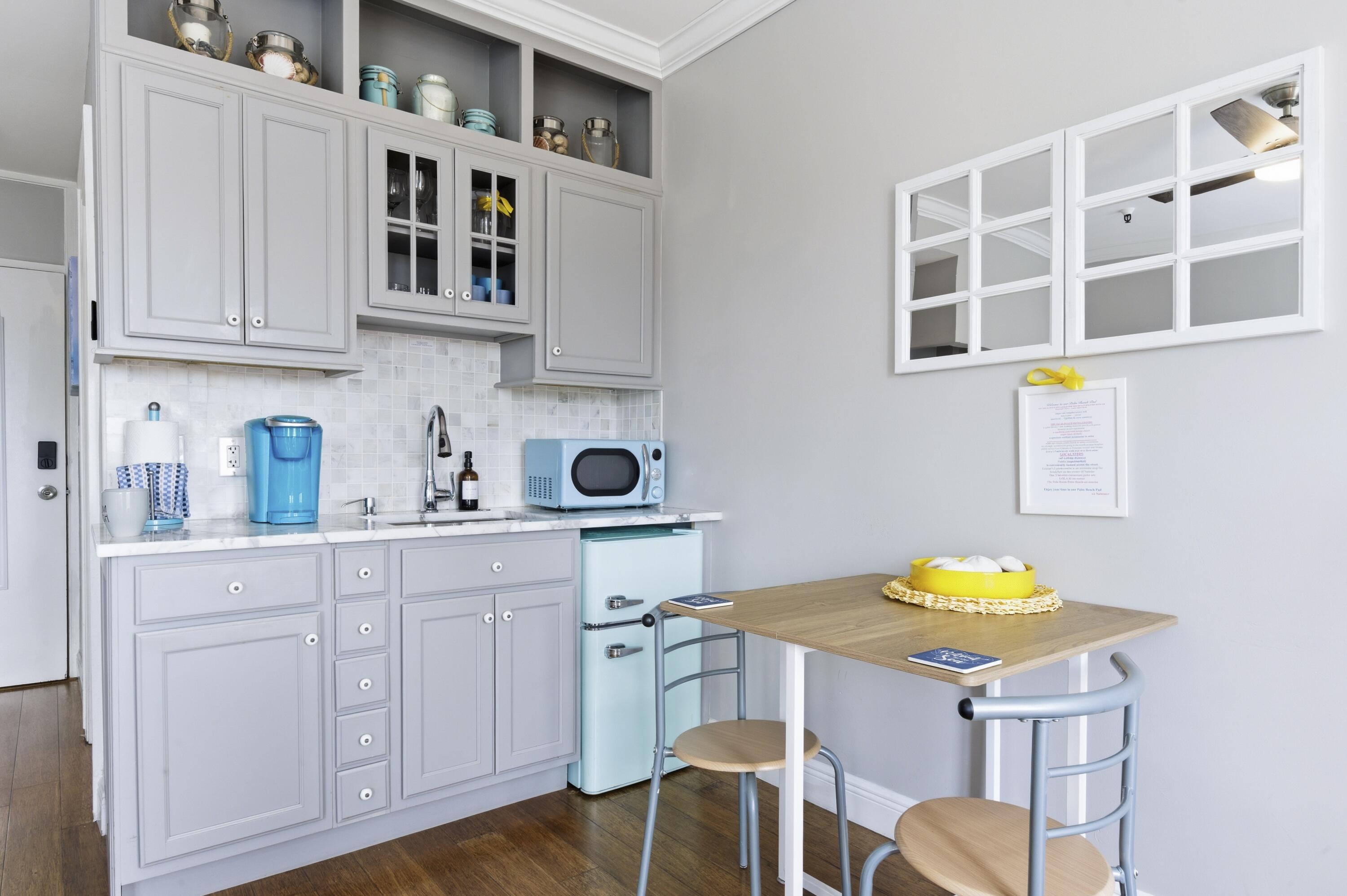 PALM BEACH HOTEL CONDO - Residential