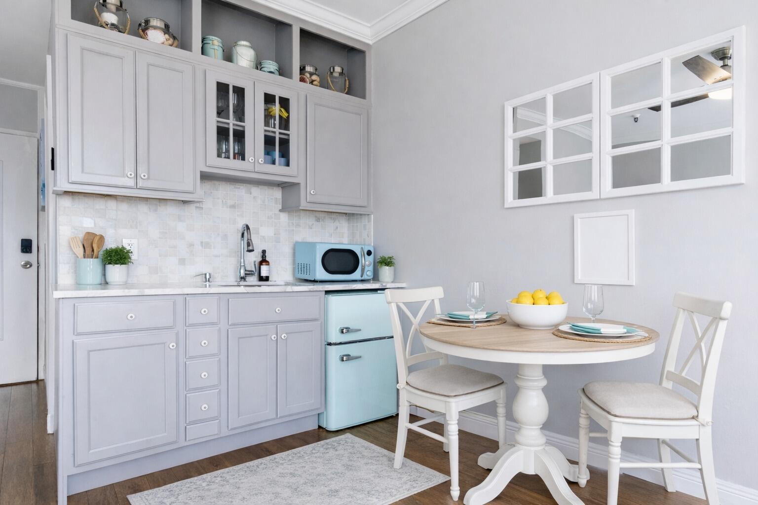 PALM BEACH HOTEL CONDO - Residential