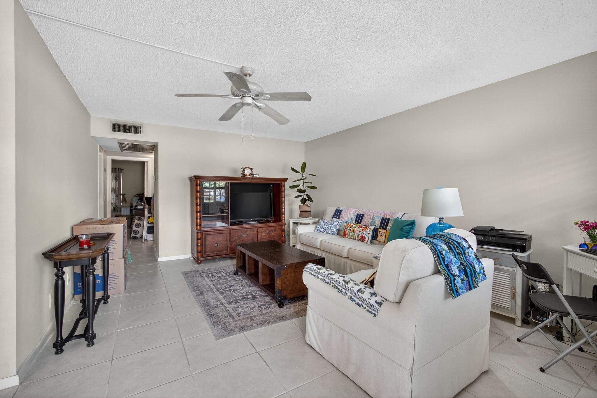 23 Dorchester B
