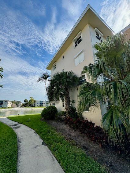 LAKE CLARKE GARDENS CONDO 12 - Residential