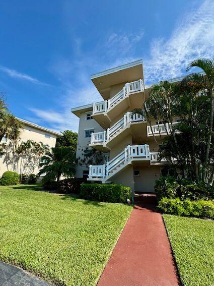 LAKE CLARKE GARDENS CONDO 12 - Residential