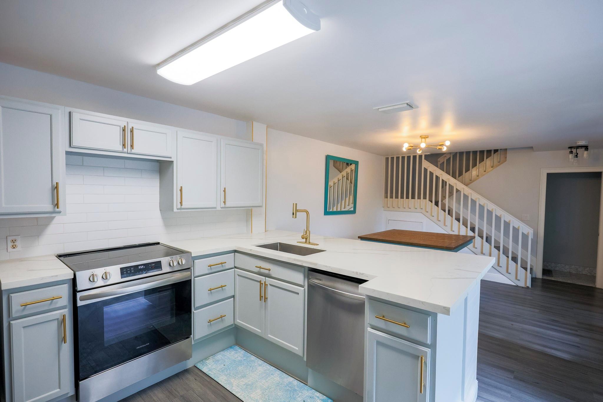 Embassy Lakes Prcl J 139- - Residential Lease