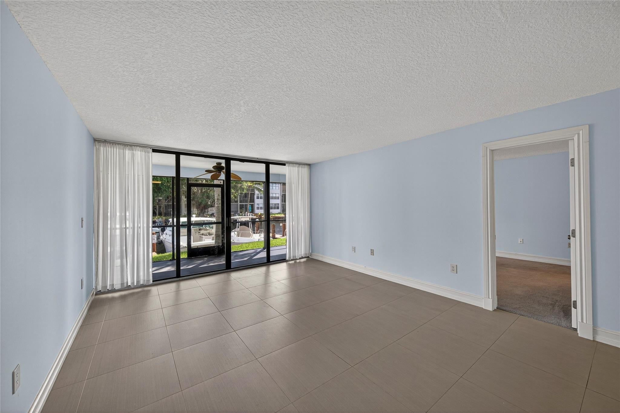 1100 SE 5TH Court 53