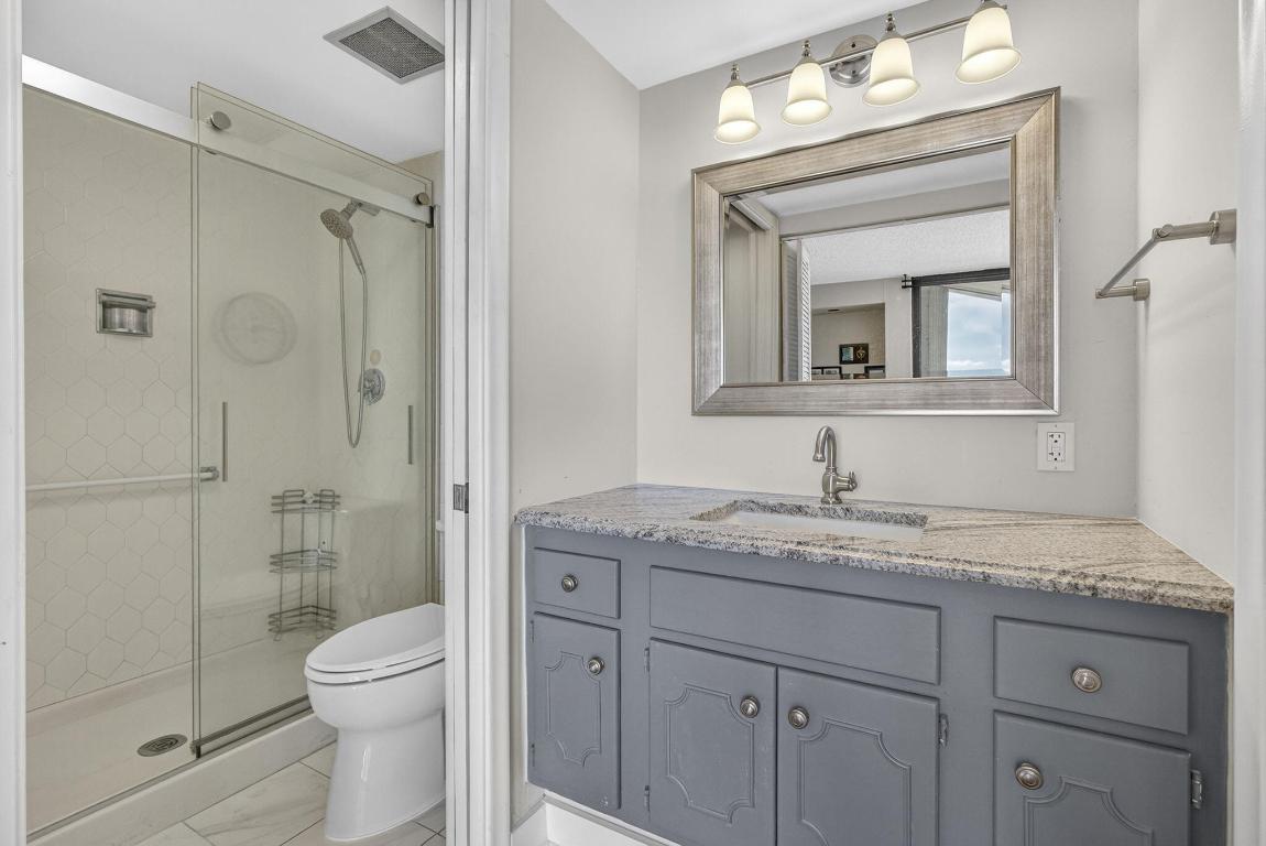 LANDS OF THE PRESIDENT CONDO 3 - Residential