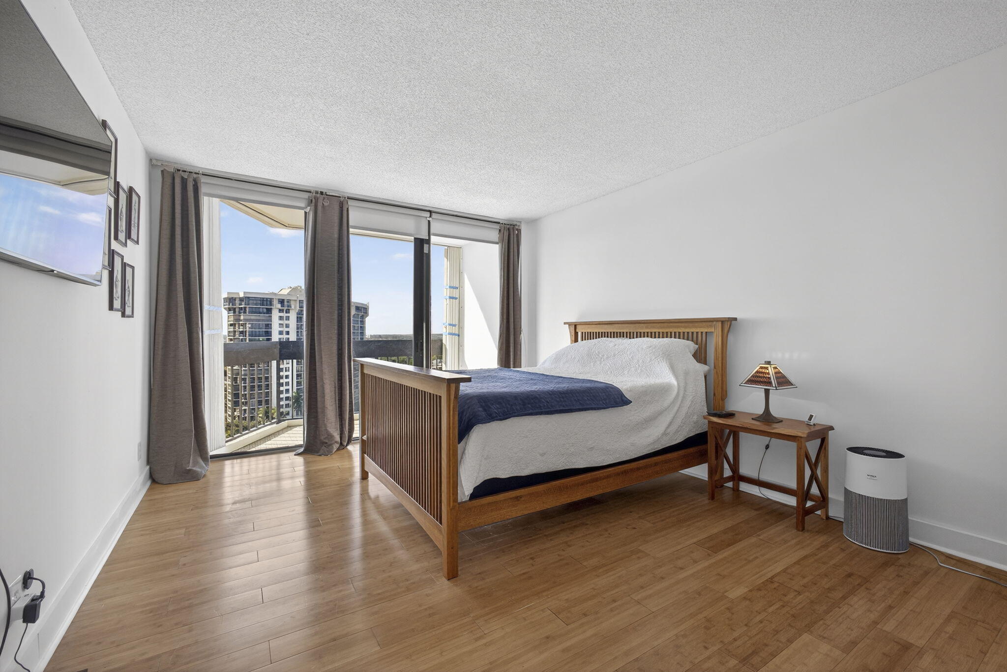 LANDS OF THE PRESIDENT CONDO 3 - Residential