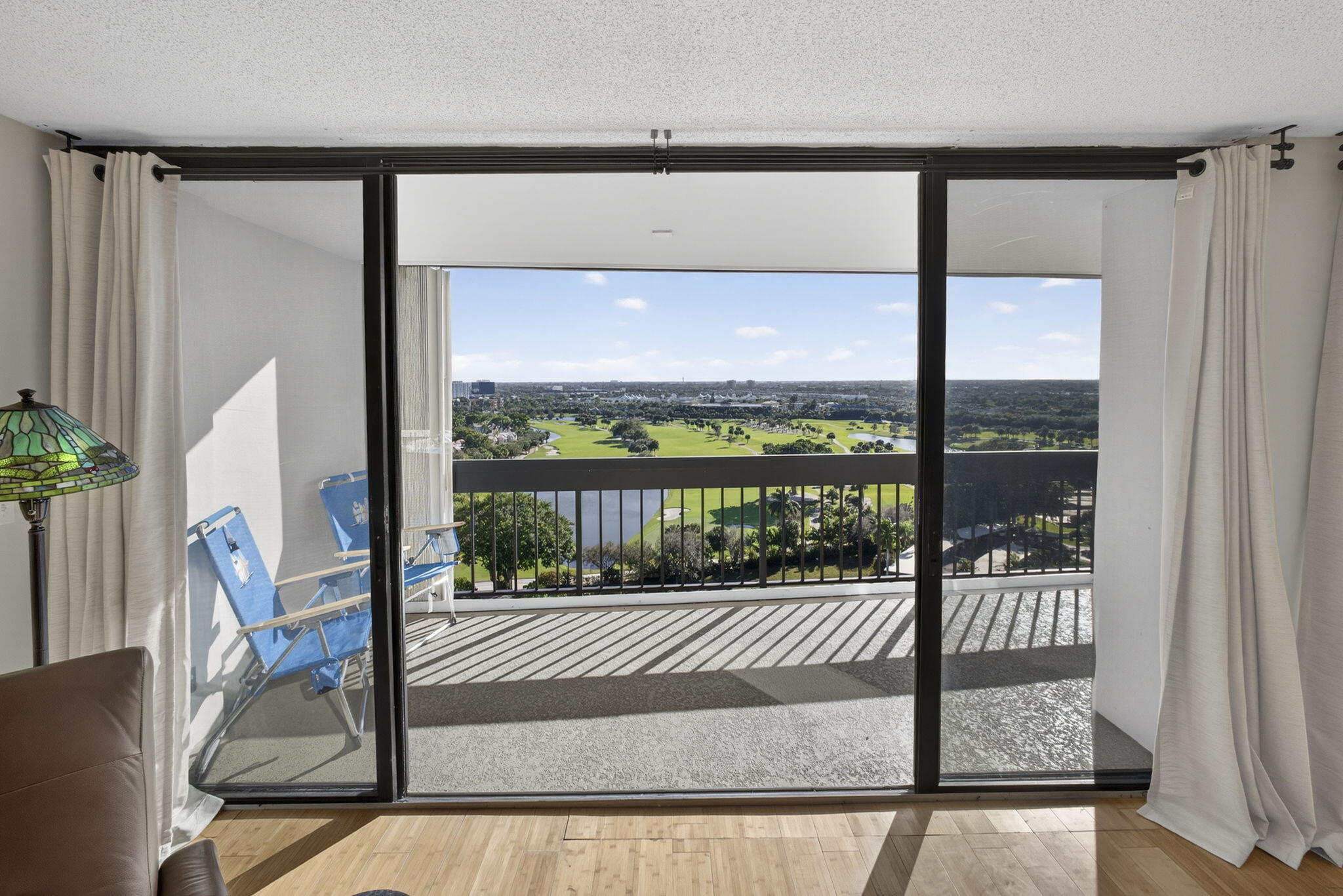 LANDS OF THE PRESIDENT CONDO 3 - Residential