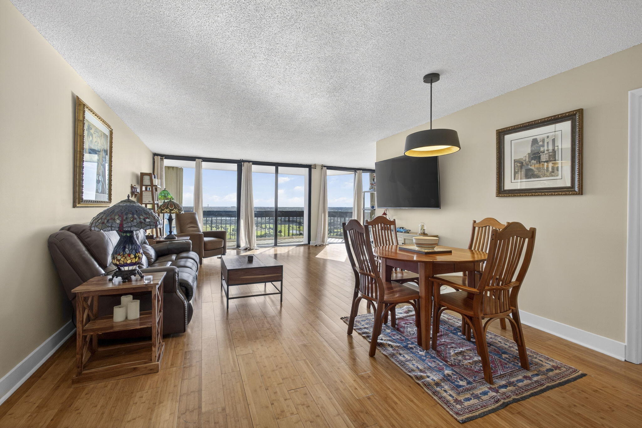 LANDS OF THE PRESIDENT CONDO 3 - Residential