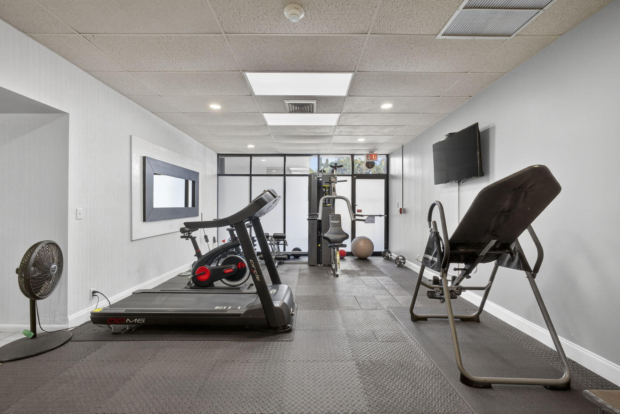 LANDS OF THE PRESIDENT CONDO 3 - Residential