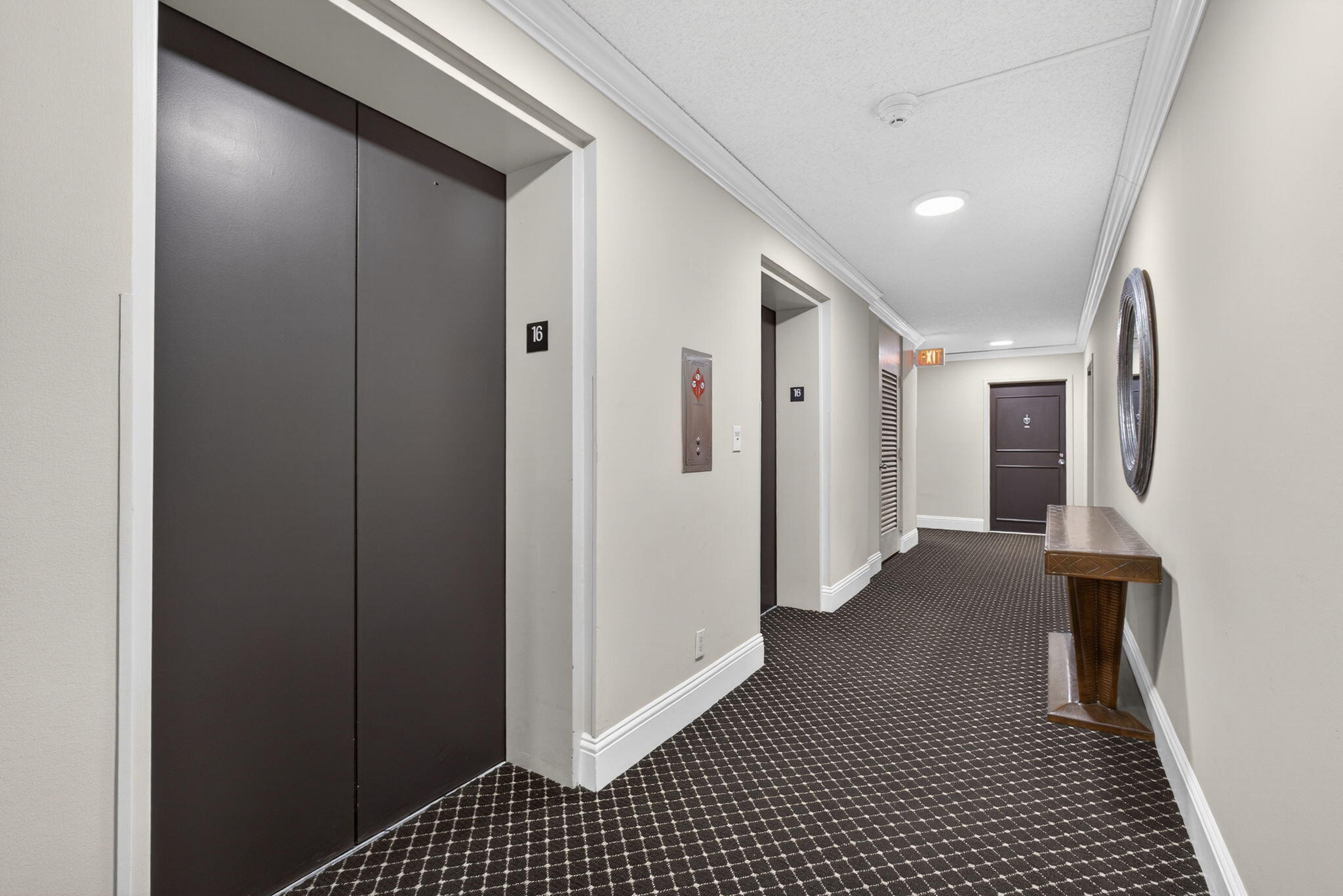 LANDS OF THE PRESIDENT CONDO 3 - Residential