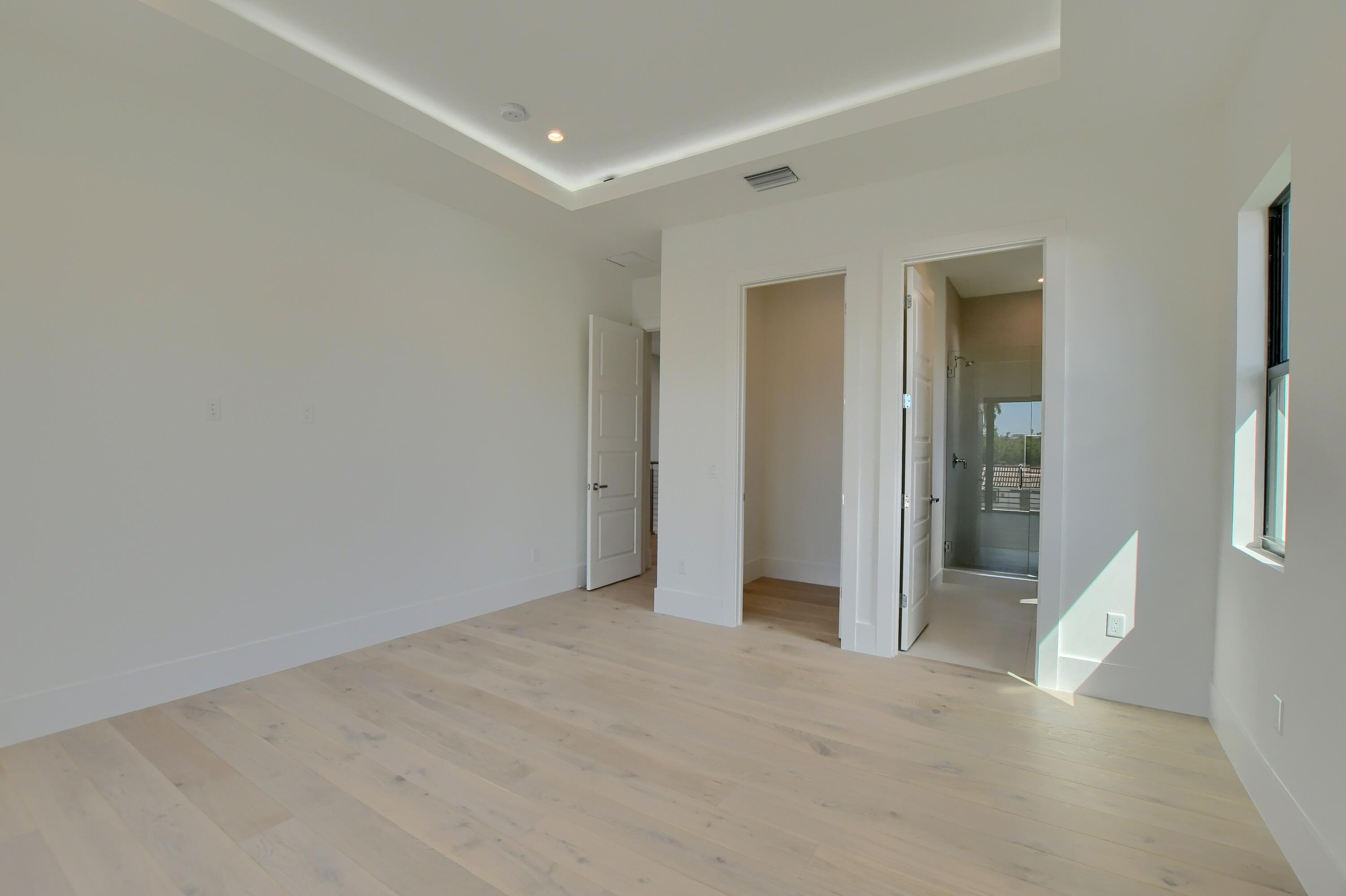 BLUE INLET - Residential