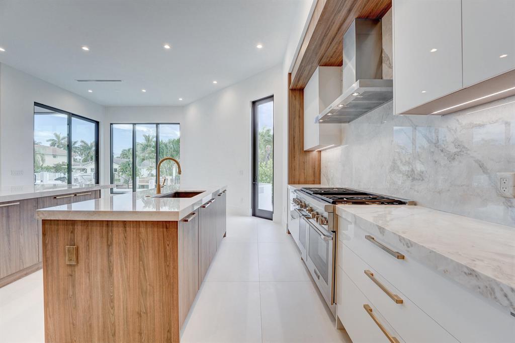 BLUE INLET - Residential